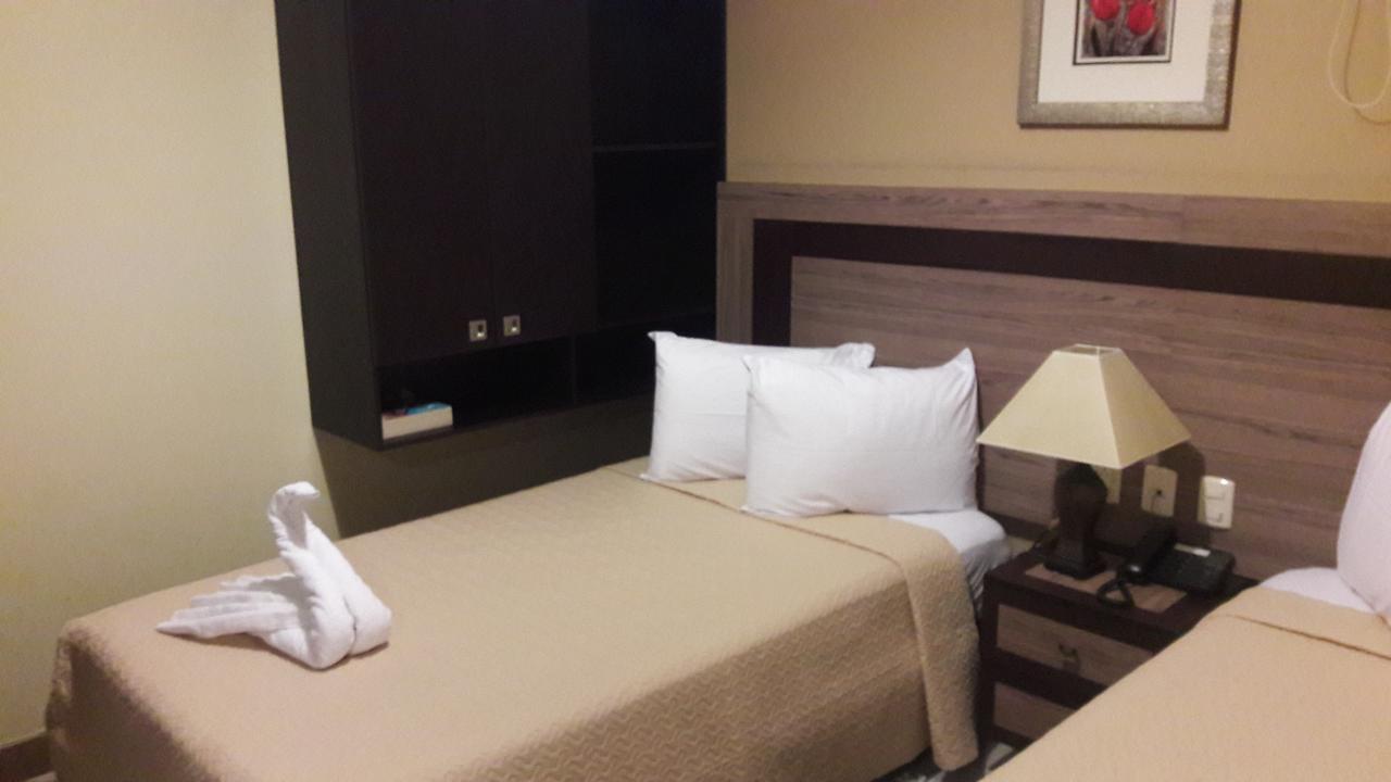 Atlantic Blue Hotel กวายากิล ภายนอก รูปภาพ