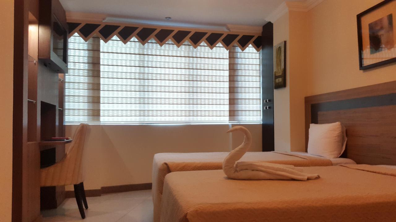 Atlantic Blue Hotel กวายากิล ภายนอก รูปภาพ