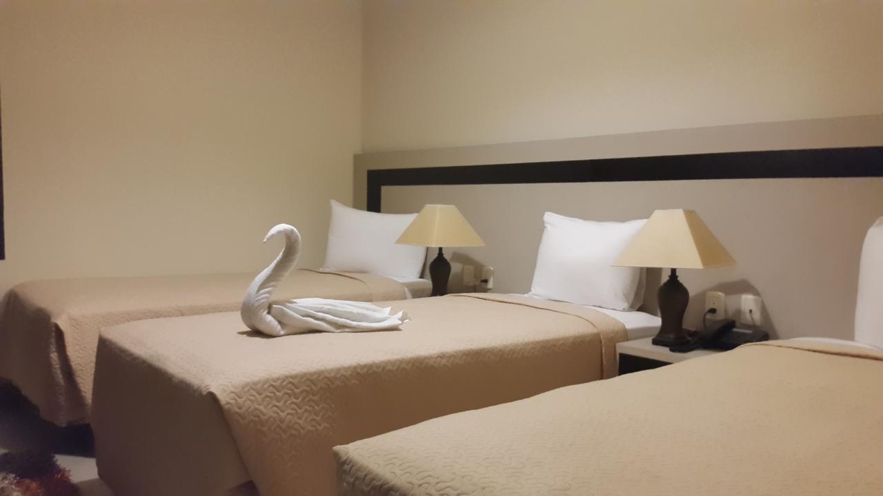 Atlantic Blue Hotel กวายากิล ภายนอก รูปภาพ